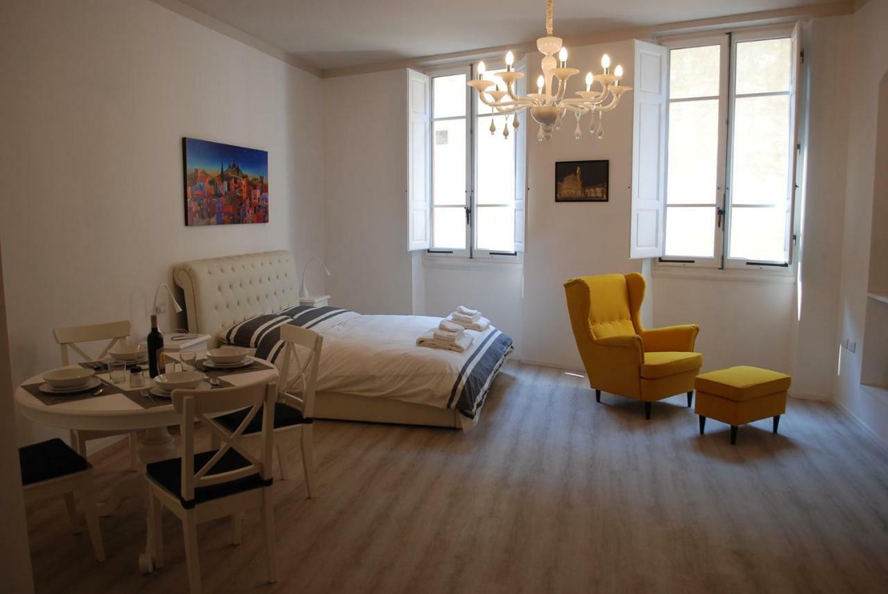 Berardi Palace - Vigna Nuova Apartment Firenze Bagian luar foto